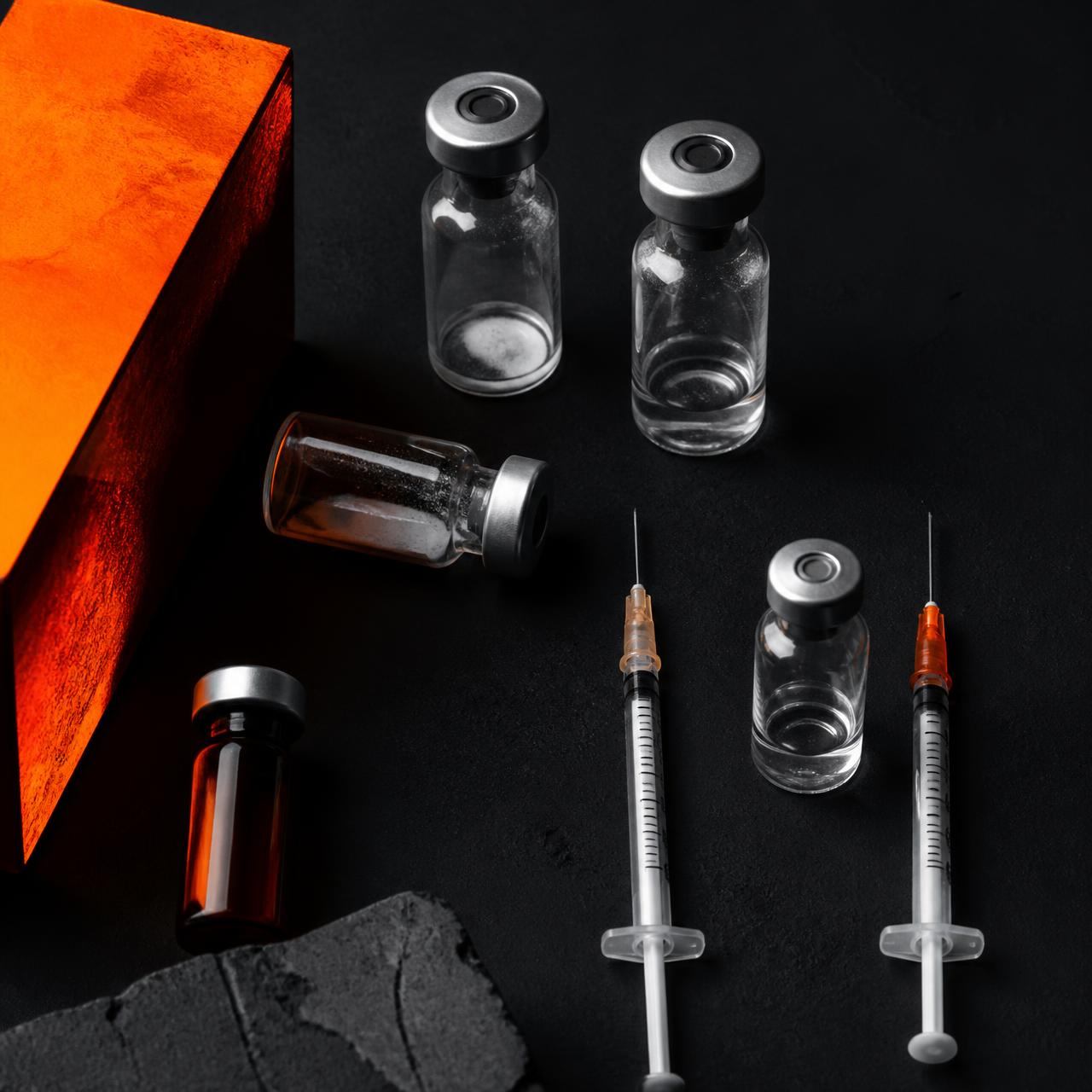 Peptides & training flat lay